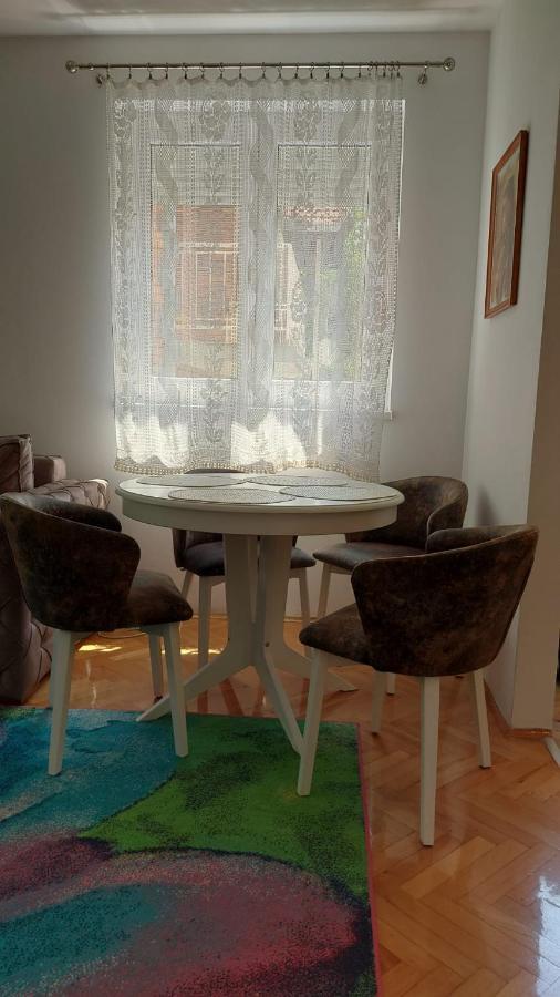 Apartman Milica Vrsac Exterior foto